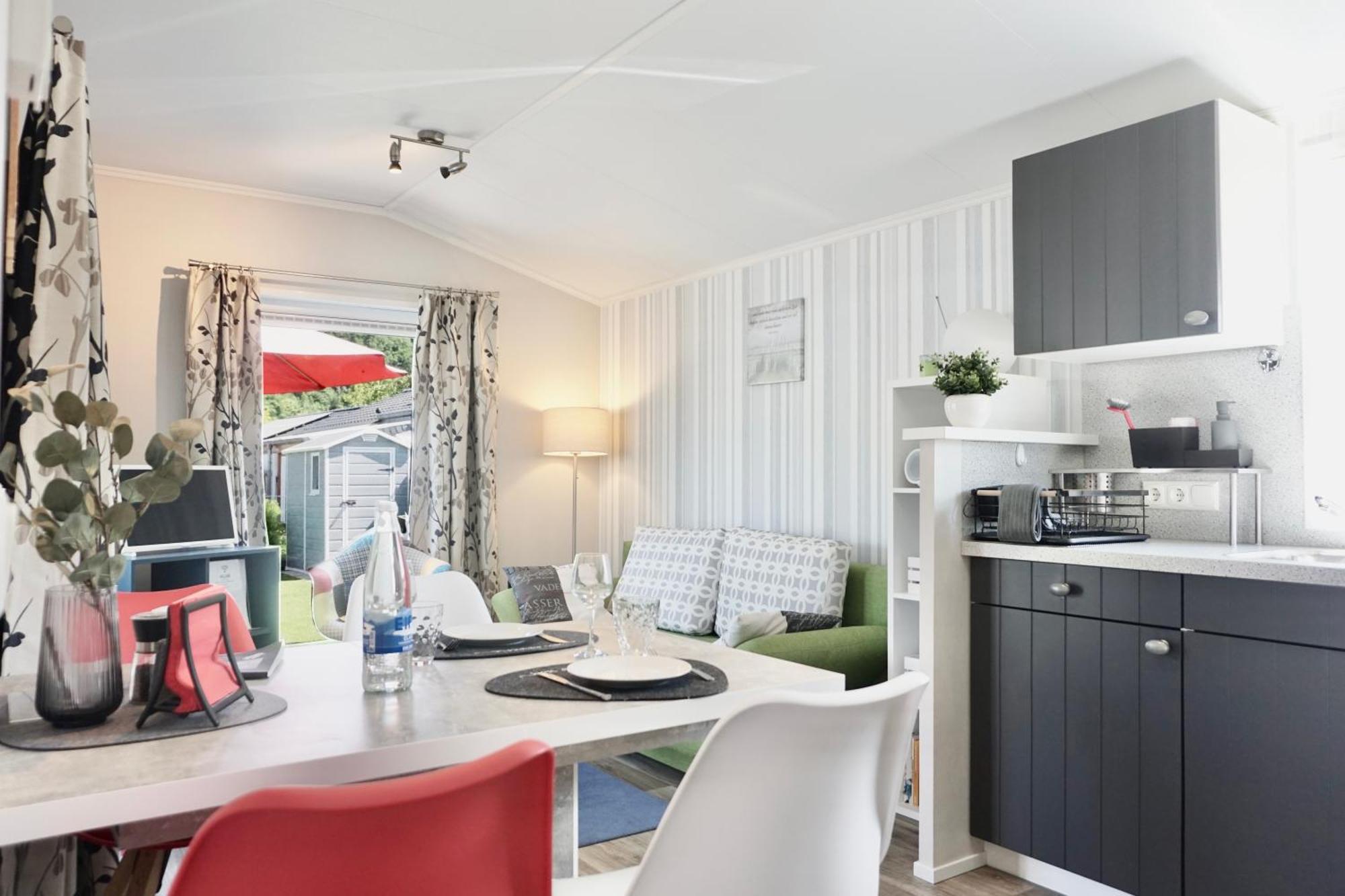 Ferienhaus Ufergeheimnis Am Guelser Moselbogen I 2 Sz I 5 Gaeste I Badebucht I Grill I Garten Koblenz  Eksteriør billede